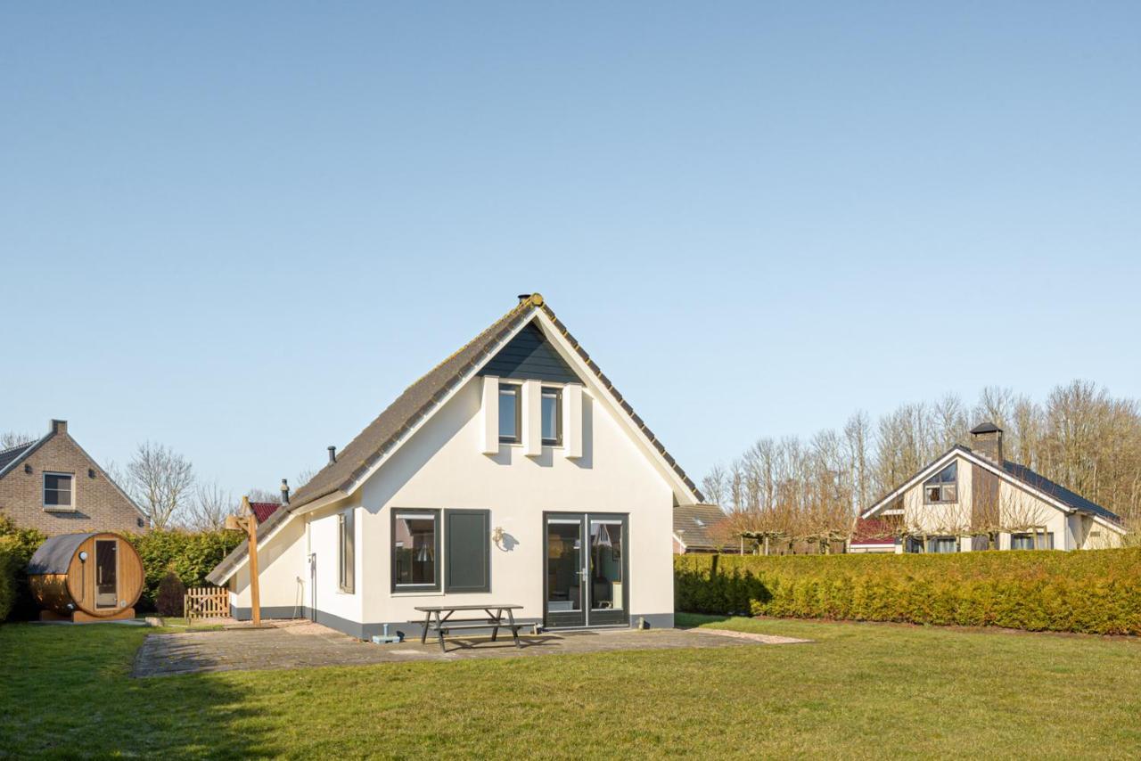 The Frisian Beach House Met Scandinavische Barrel Sauna Villa Tzummarum Esterno foto